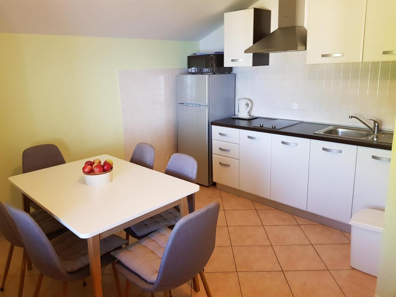 Apartment Danica Brela Ngoại thất bức ảnh